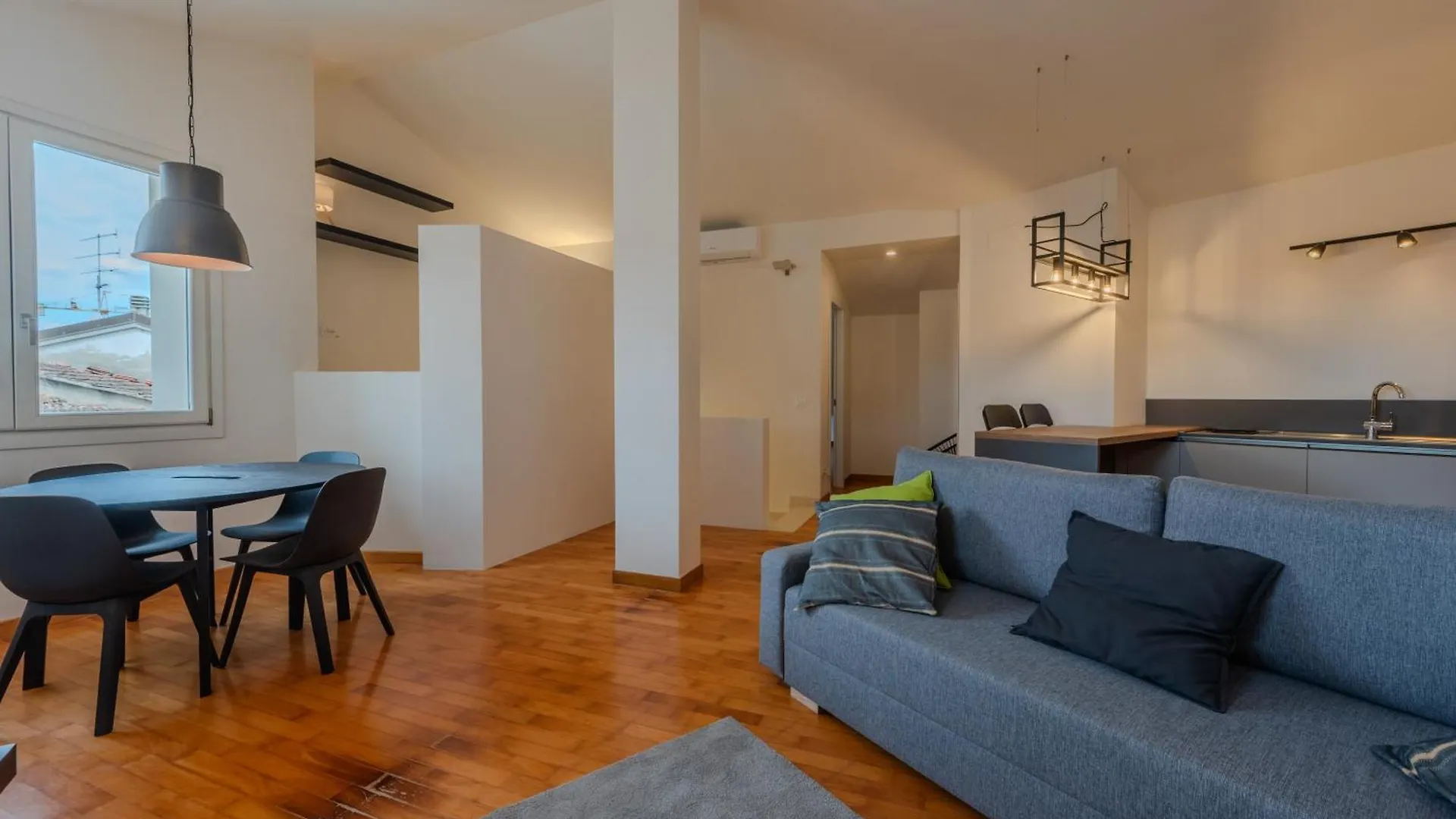 Loft Empoli Apartment